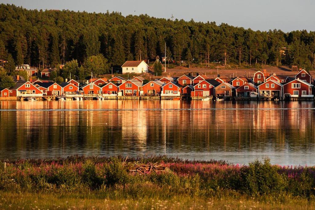 Norrfaellsviken Rum & Koek Hotel Mjallom Exterior foto